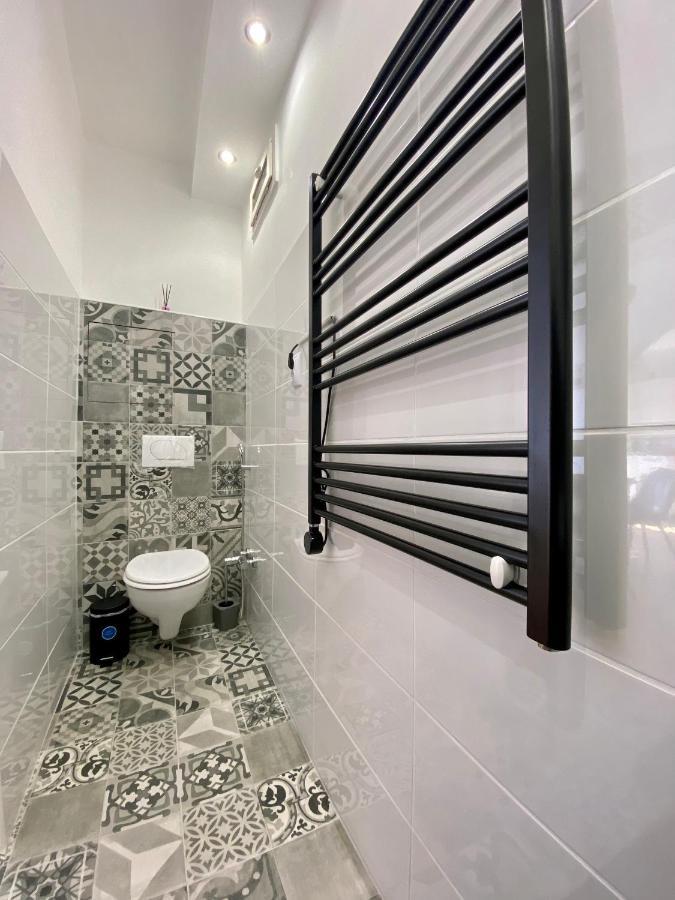 Season One Apartman Szeged Eksteriør billede