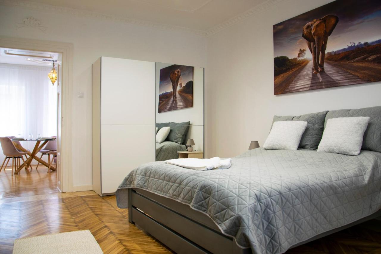 Season One Apartman Szeged Eksteriør billede
