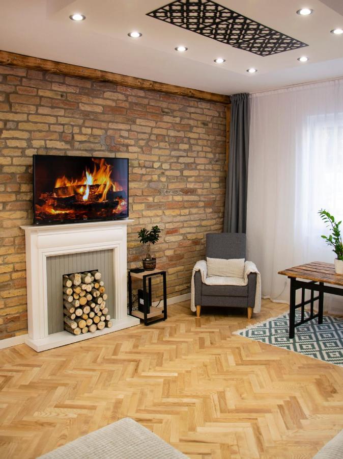 Season One Apartman Szeged Eksteriør billede