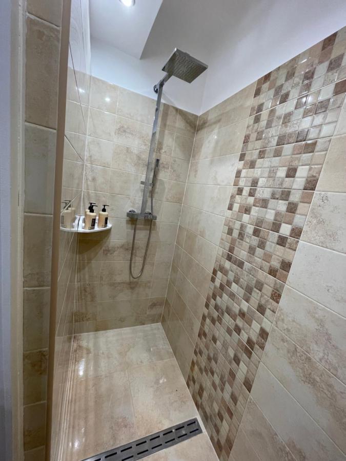 Season One Apartman Szeged Eksteriør billede