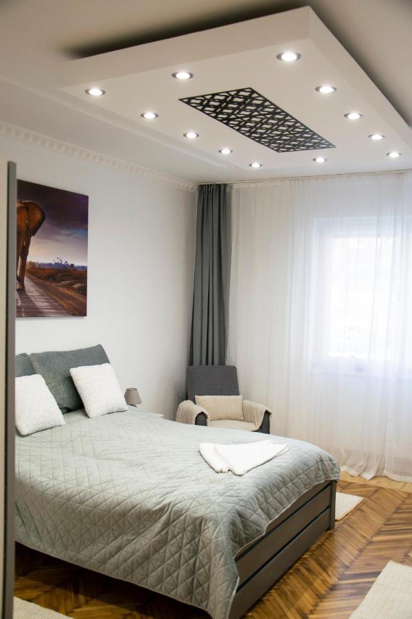 Season One Apartman Szeged Eksteriør billede