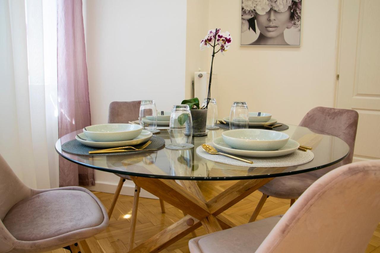 Season One Apartman Szeged Eksteriør billede